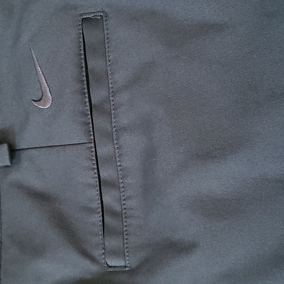 Nike Golf slate blue flat front button waist golf shorts with 11" inseam - Picture 8 of 11
